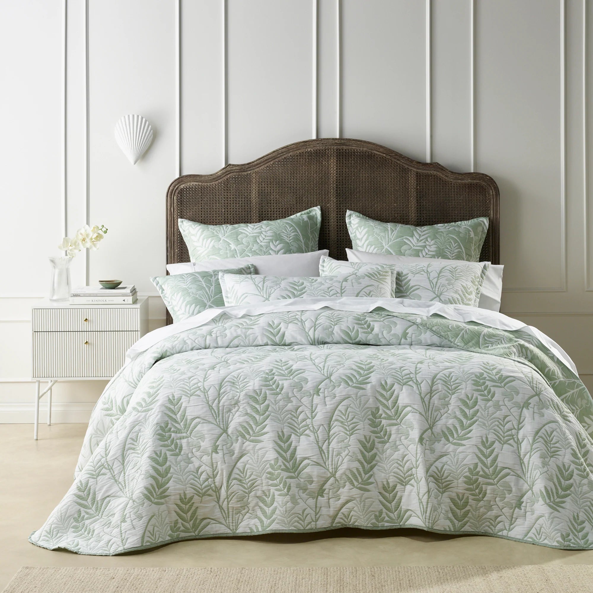 Eden Jacquard Bedspread Set - Mattress & Pillow ScienceQuilt Cover Set