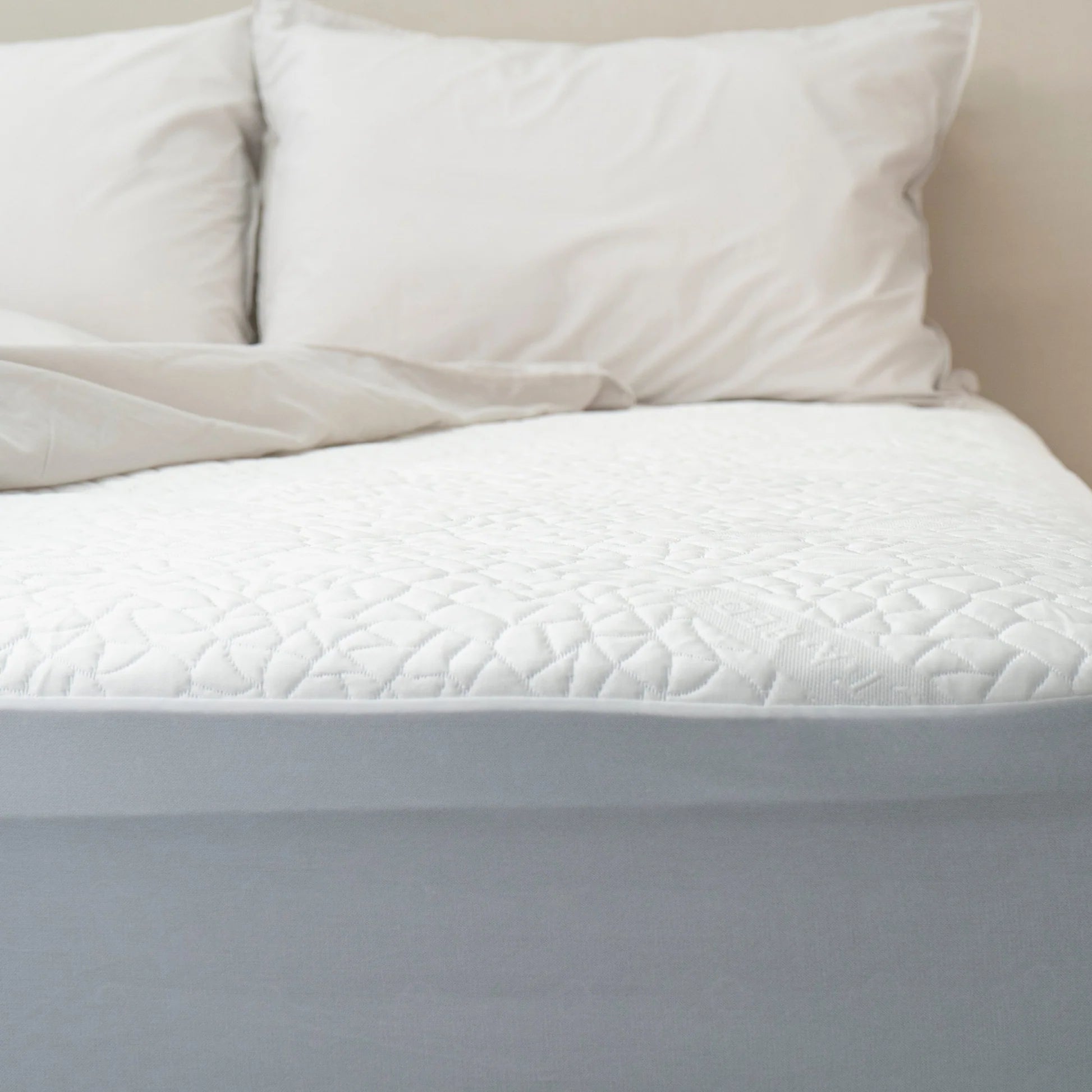 Protect - a - Bed Arctic Chill Waterproof Mattress Protector - Mattress & Pillow ScienceProtection