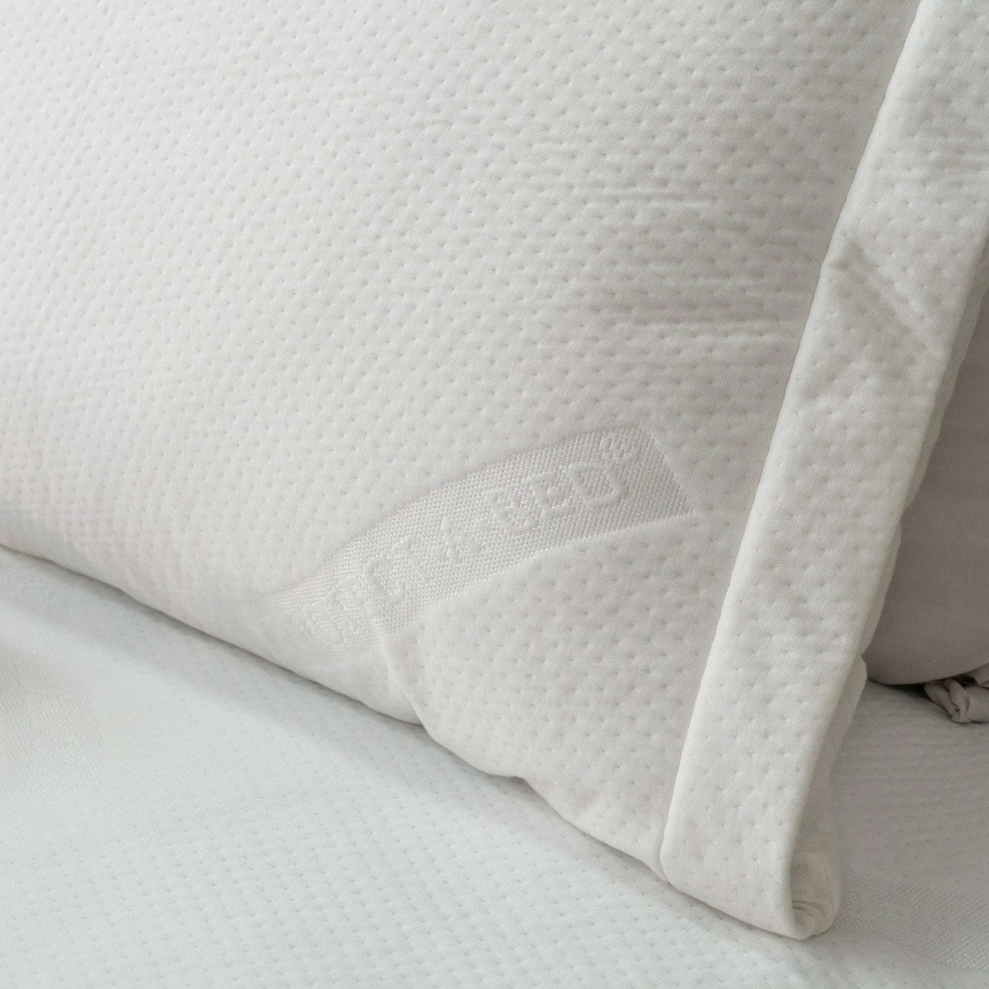 Protect - A - Bed Signature Pillow Protector - Mattress & Pillow ScienceProtection