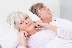 Sleep Apnoea: Symptoms, Causes and Treatment - Mattress & Pillow Science