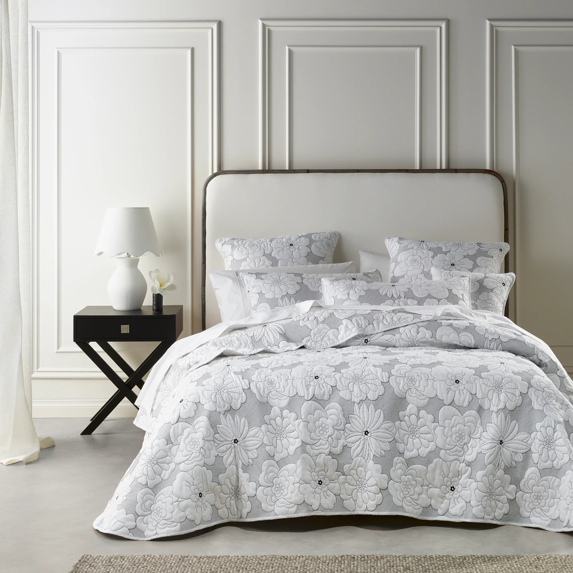 Leona Embroidered Bedspread Set - 4 Piece Set - Mattress & Pillow ScienceQuilt Cover Set