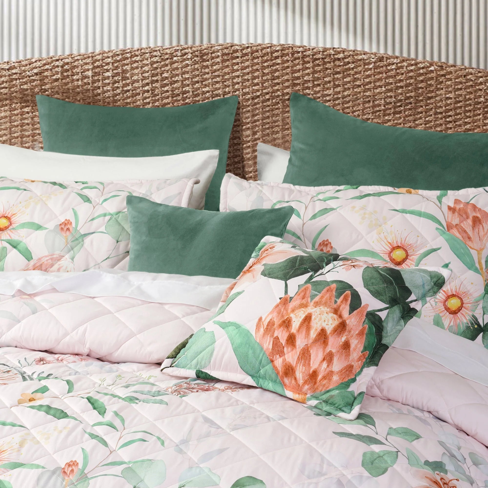 Sidney Printed And Quilted Bedspread Set - Mattress & Pillow ScienceQuilt Cover Set